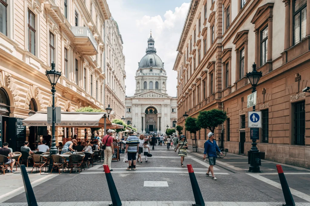 dojazd do centrum Budapesztu taksówką autobusem z lotniska