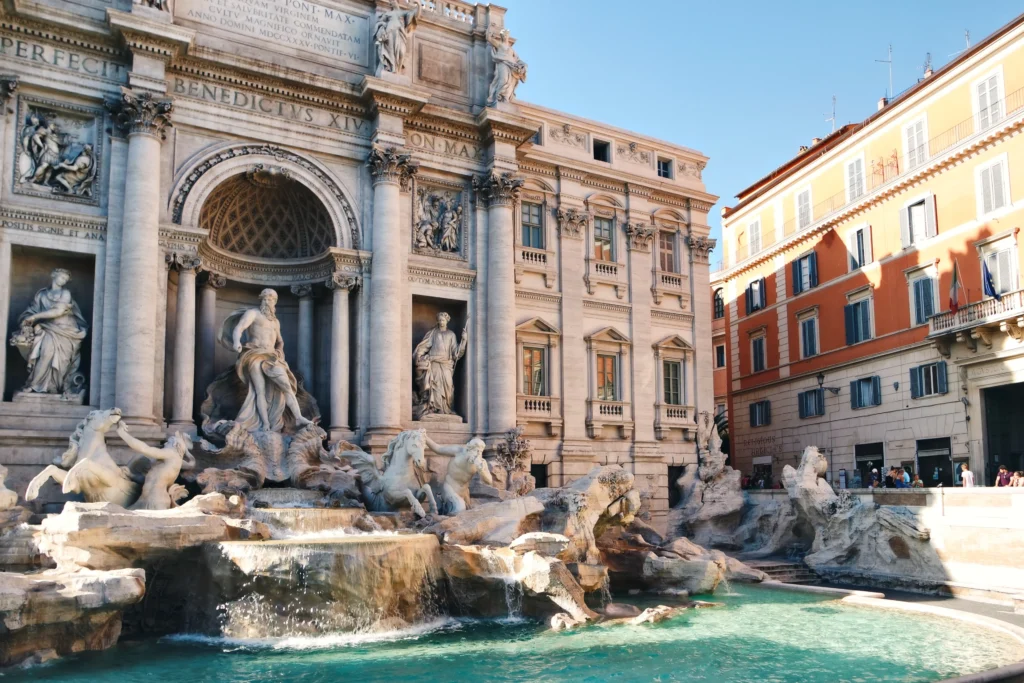 fontanna_di_trevi_okolice_pantheonu