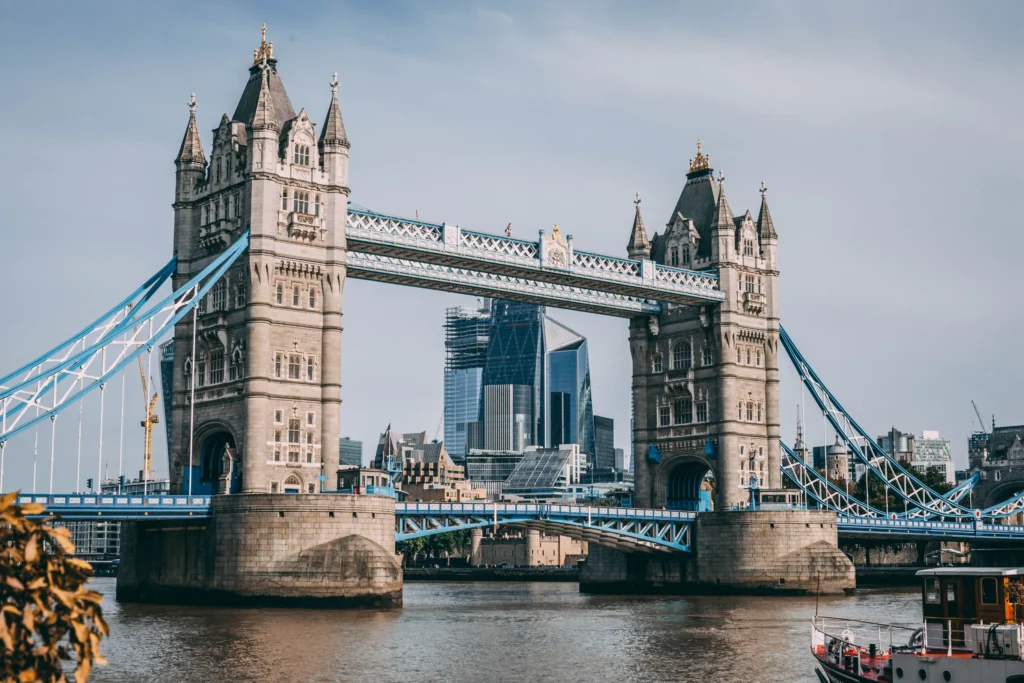 Konieczne do zobaczenia: Tower Bridge w Londynie